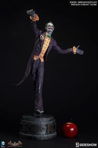 Gallery Image of Joker Arkham Asylum Premium Format™ Figure