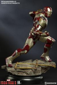 Gallery Image of Iron Man Mark 42 Quarter Scale Maquette
