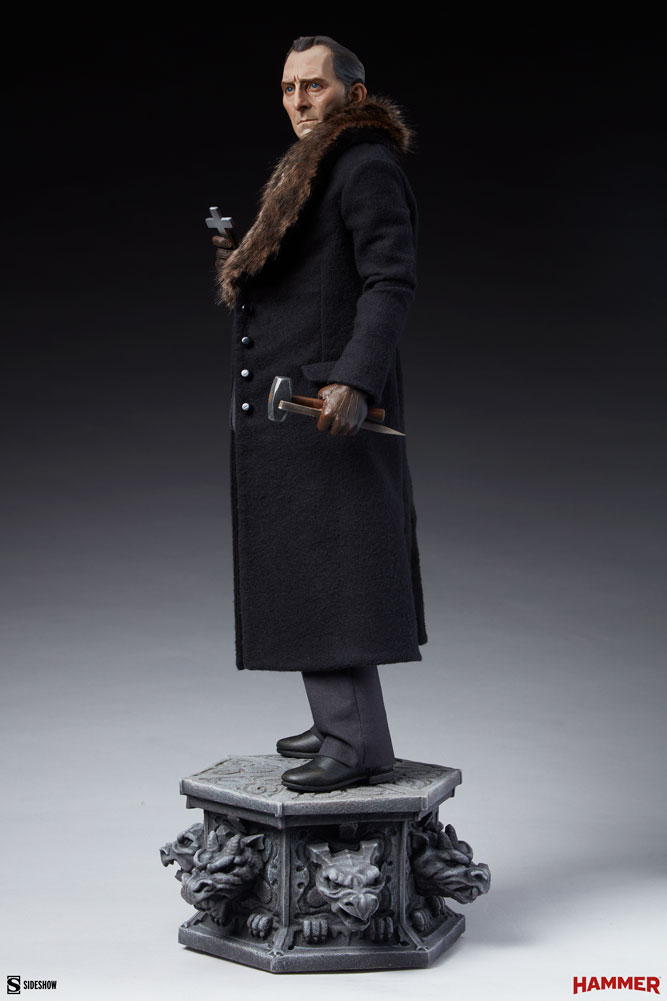 Van Helsing Premium Format Figure Van-helsing_dracula_gallery_60efabca93104