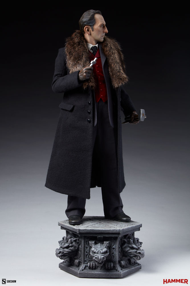 Van Helsing Premium Format Figure Van-helsing_dracula_gallery_60efabcc5bb53