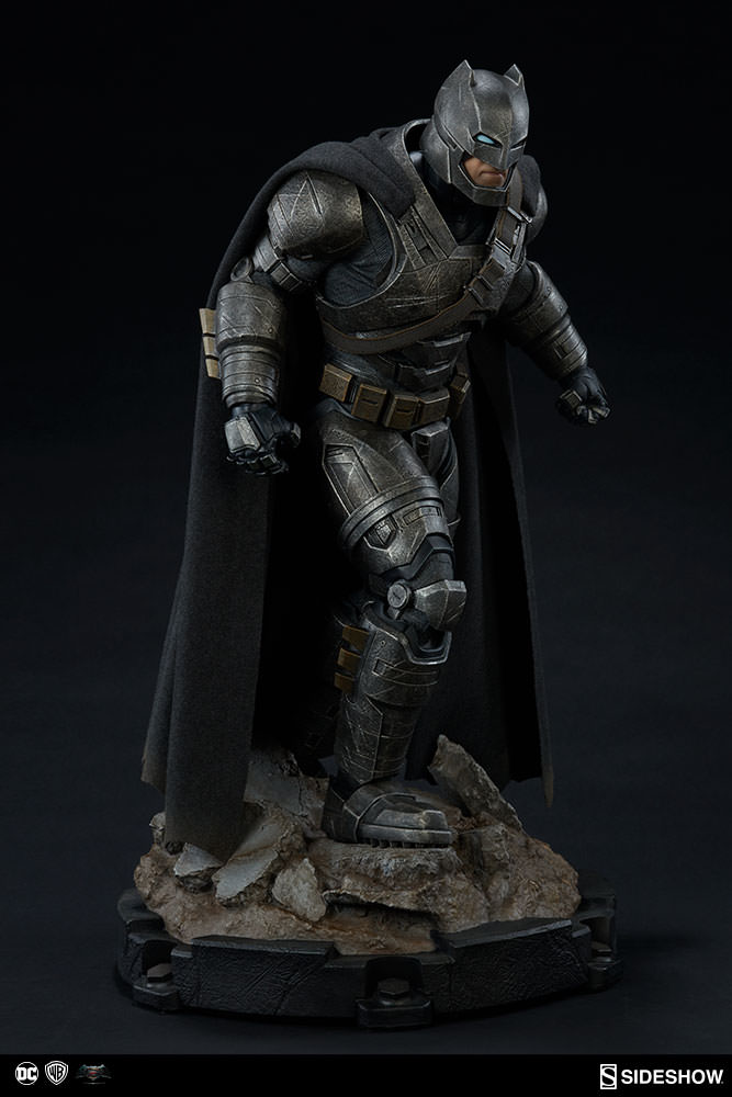 sideshow armored batman