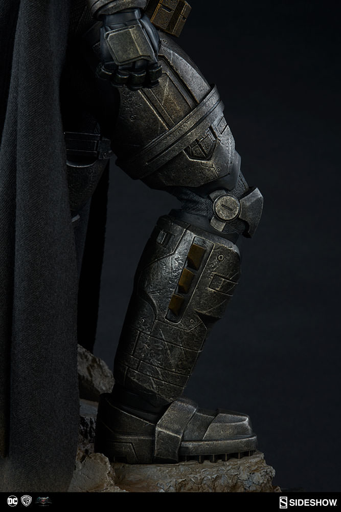 sideshow armored batman