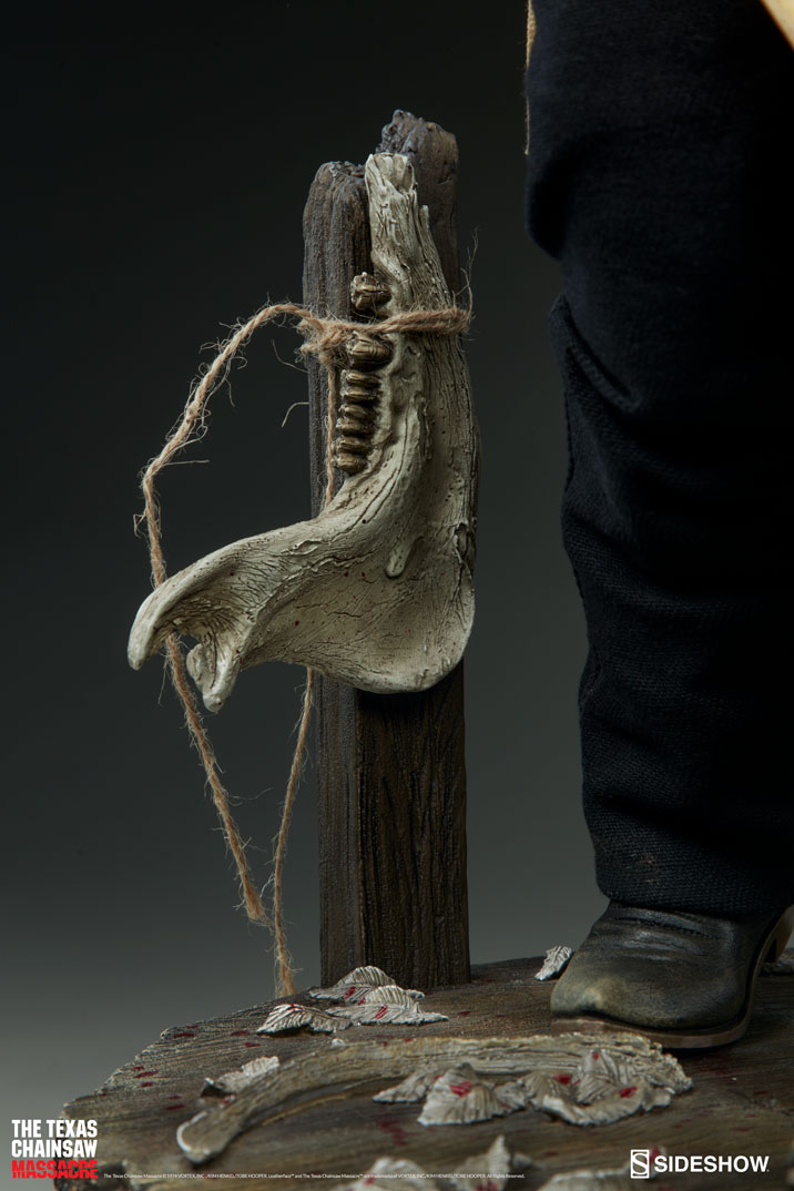 sideshow premium format leatherface