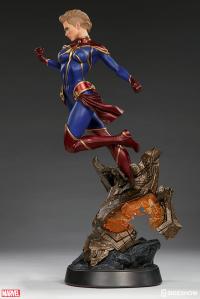 Gallery Image of Captain Marvel Premium Format™ Figure