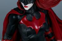 Gallery Image of Batwoman Premium Format™ Figure