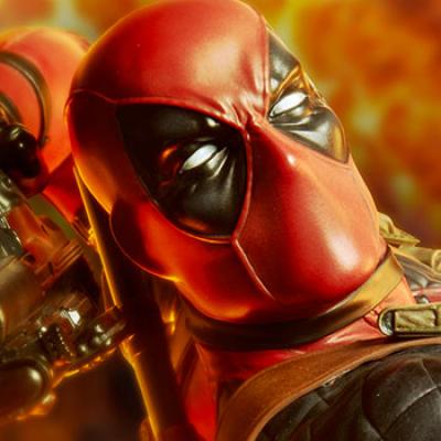 Unboxing Video Deadpool Premium Format Figure