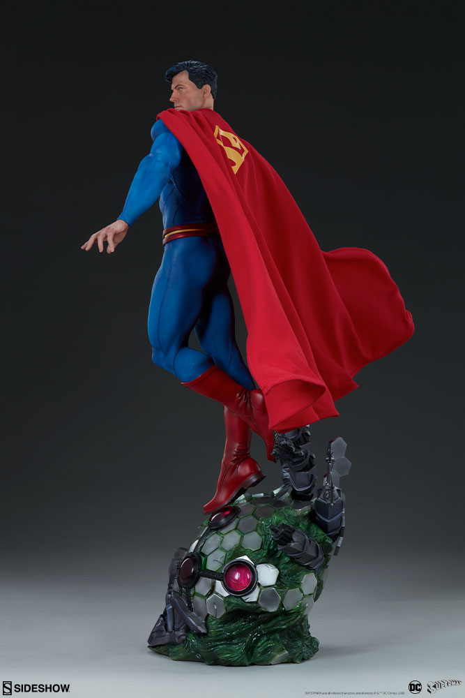 sideshow superman statue