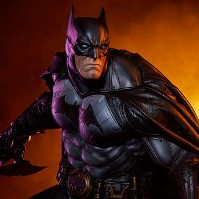 Unboxing Video Batman Premium Format Figure