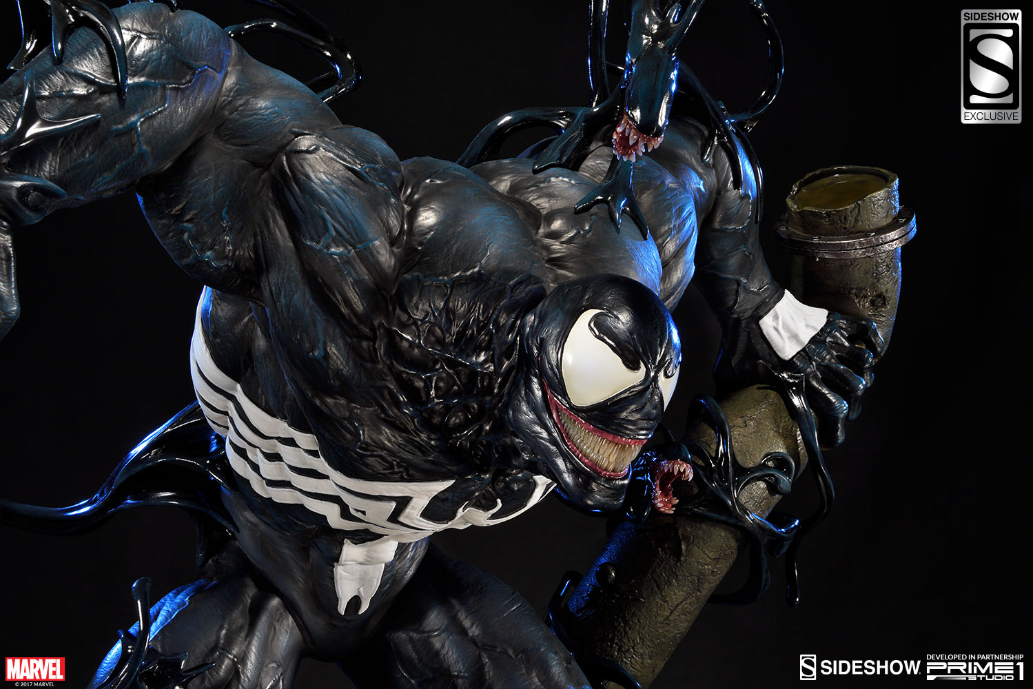 marvel premier venom statue