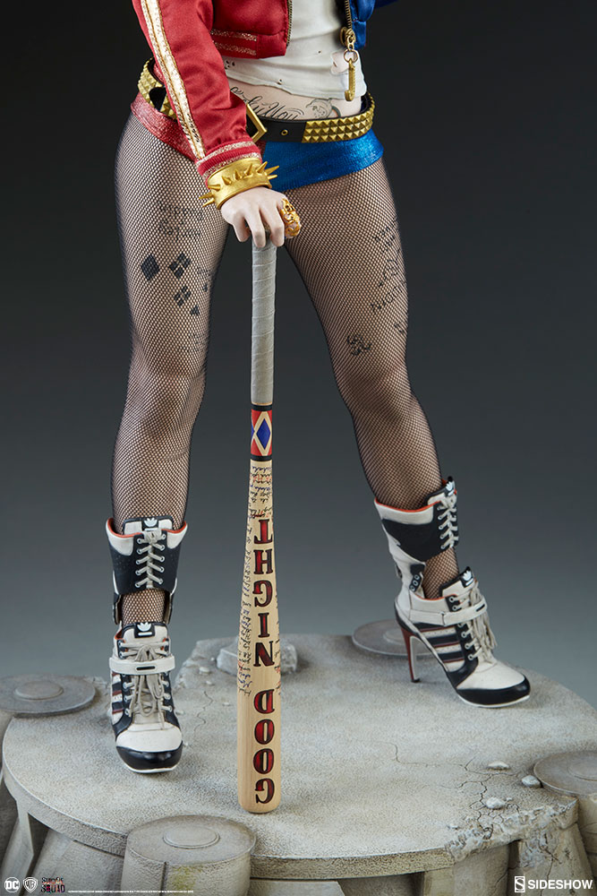 harley quinn maquette