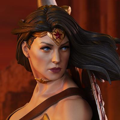 Unboxing Video Wonder Woman Premium Format Figure