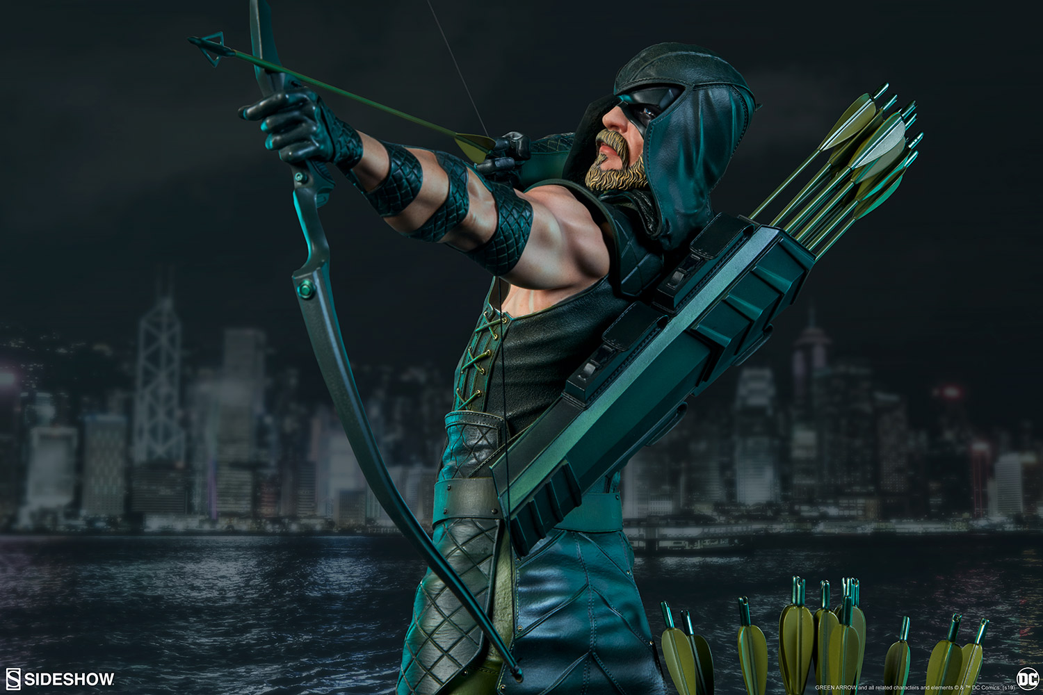 sideshow collectibles green arrow