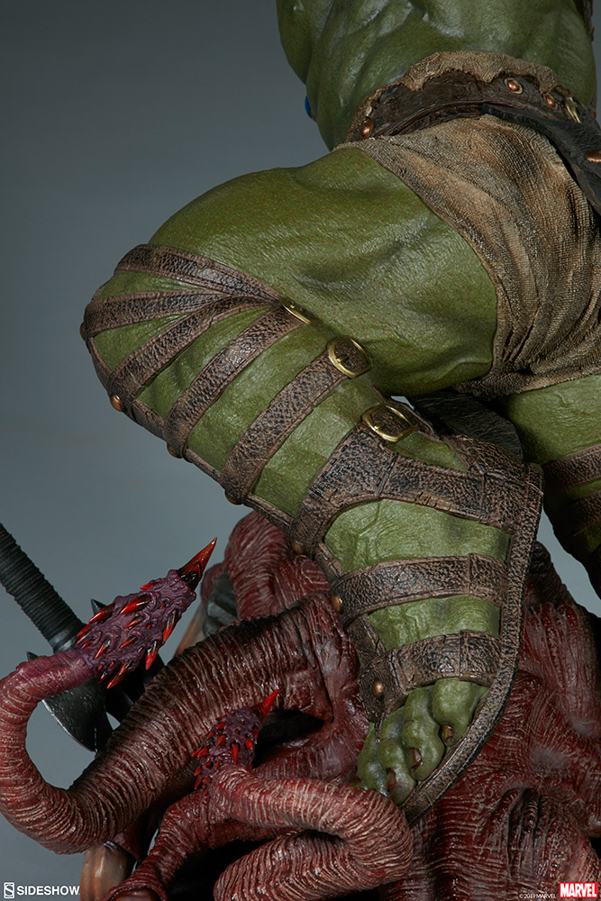 hulk sideshow maquette