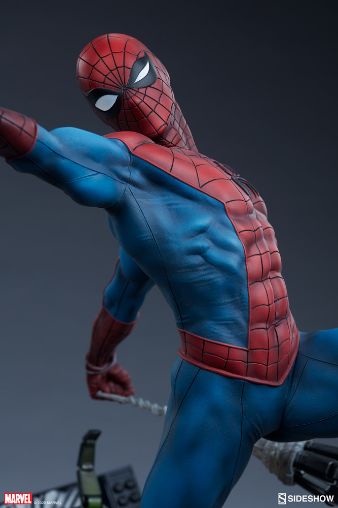 spiderman big figure