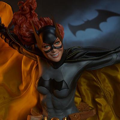 360 Batgirl Premium Format Figure