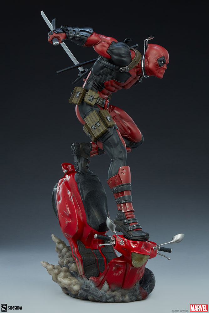 Marvel Deadpool Statue Premium Action Figure 20 cm height