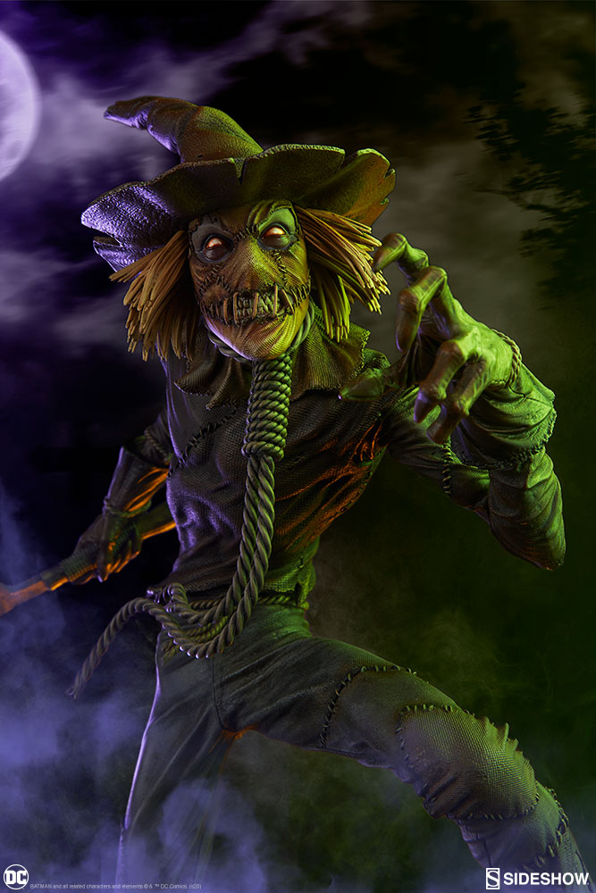 scarecrow dc statue