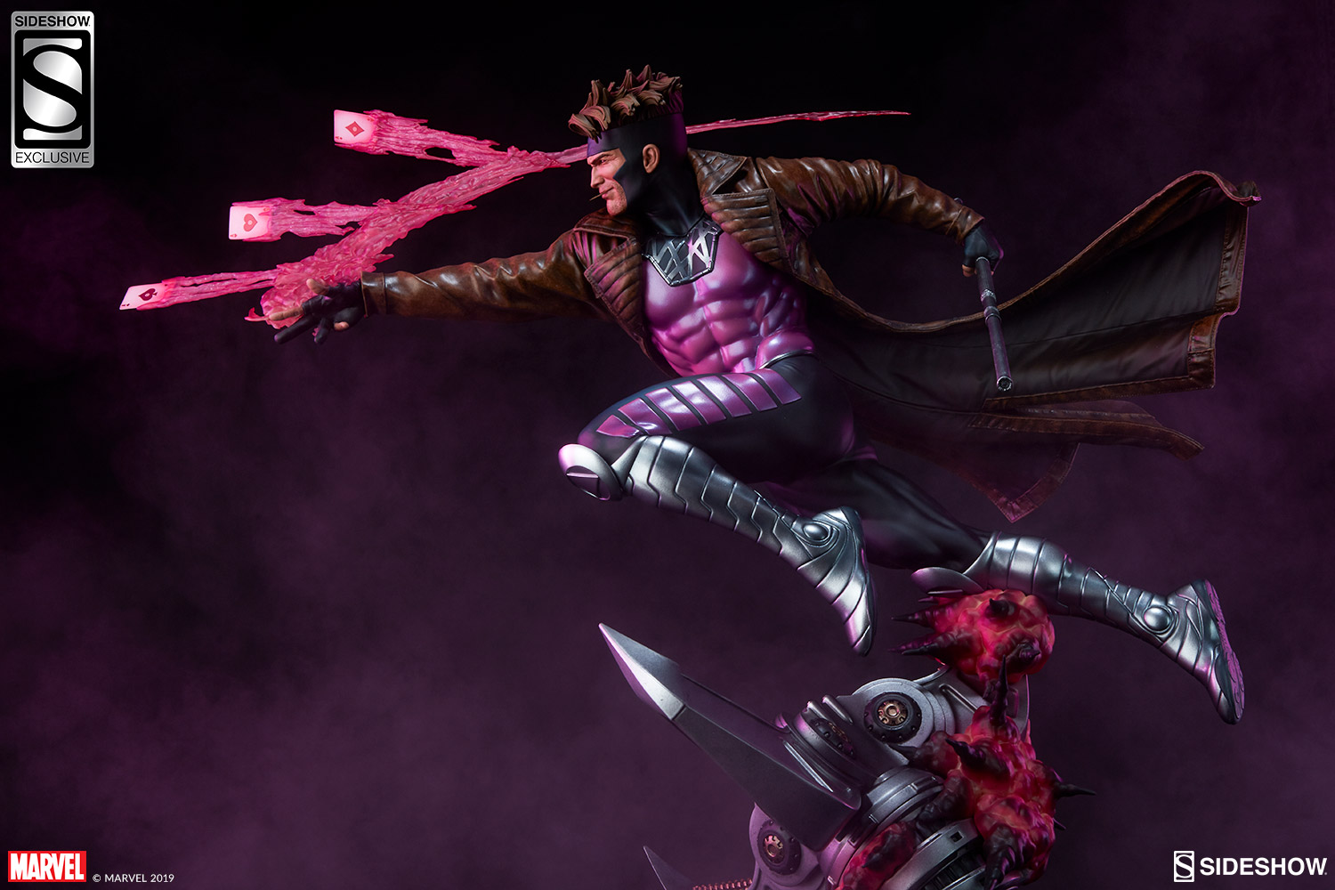 https://www.sideshow.com/storage/product-images/3007271/gambit_marvel_gallery_5d66e82114308.jpg