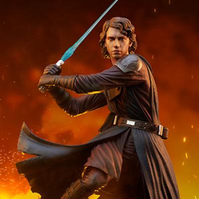 Out of the Box Anakin Skywalker Mythos Statue
