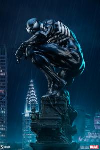 Gallery Image of Symbiote Spider-Man Premium Format™ Figure