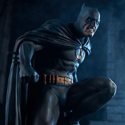Unboxing Batman Premium Format Figure