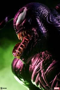 Gallery Image of Venom Premium Format™ Figure