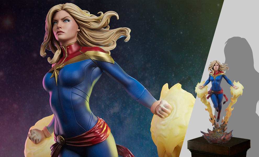 Gallery Feature Image of Captain Marvel Premium Format™ Figure - Click to open image gallery