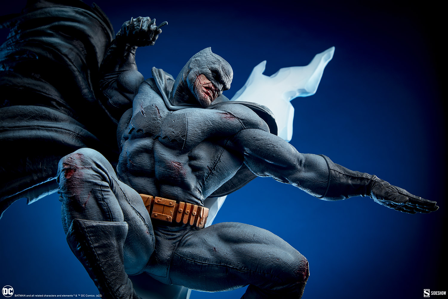 The Dark Knight Returns – Batman Premium Format Figure Batman-the-dark-knight-returns_dc-comics_gallery_61d65600d55bc