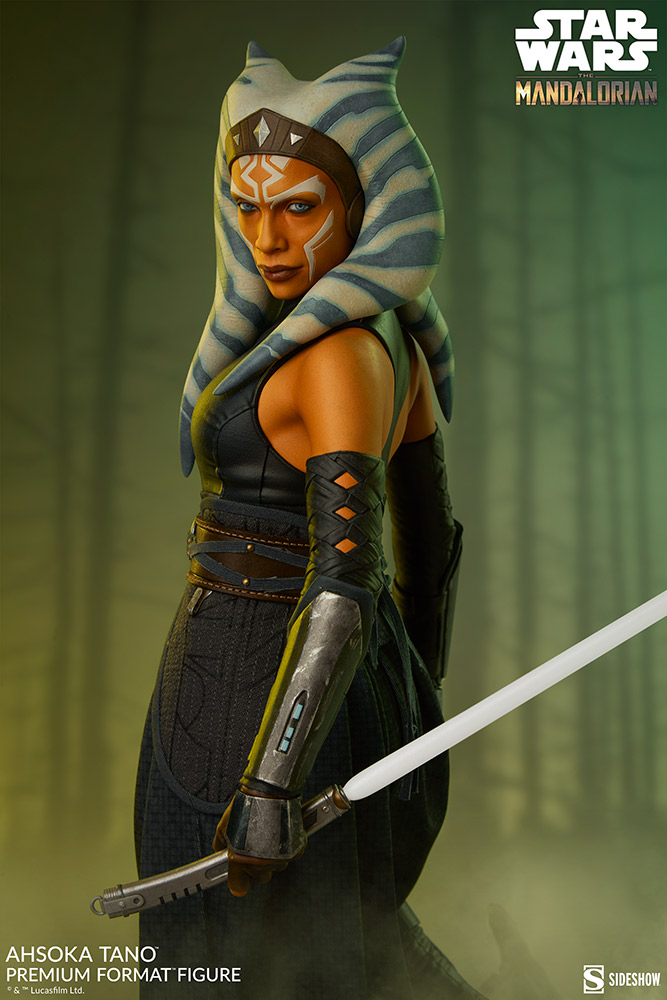 ahsoka-premium-format-figure_star-wars_gallery_62015b2ccb478.jpg