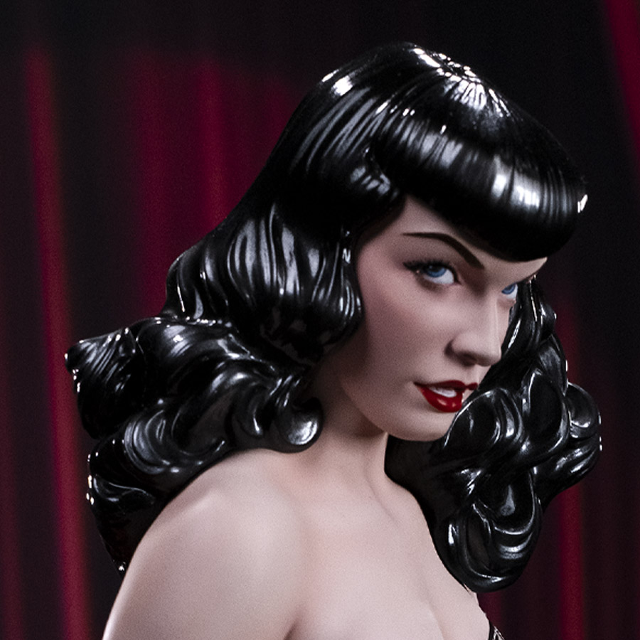 ベティペイジ 陶器置物 陶器人形 BATTIE PAGE STATUE 昭和レトロ☆ベティちゃん☆陶器製☆人形 8．5cm 手塗 BETTY