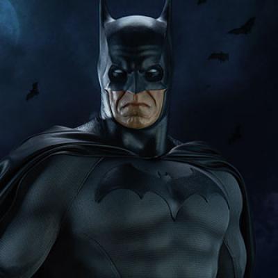 Unboxing Video Batman Legendary Scale Figure