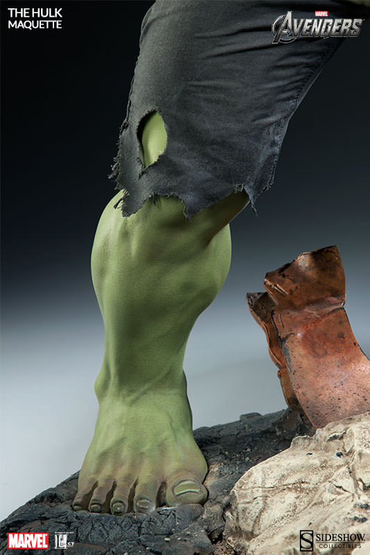 sideshow hulk maquette