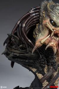Gallery Image of Predator Barbarian Mythos Legendary Scale™ Bust