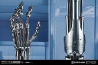 Gallery Image of T-800 Endoskeleton Arm and Brain Chip Collectible Set
