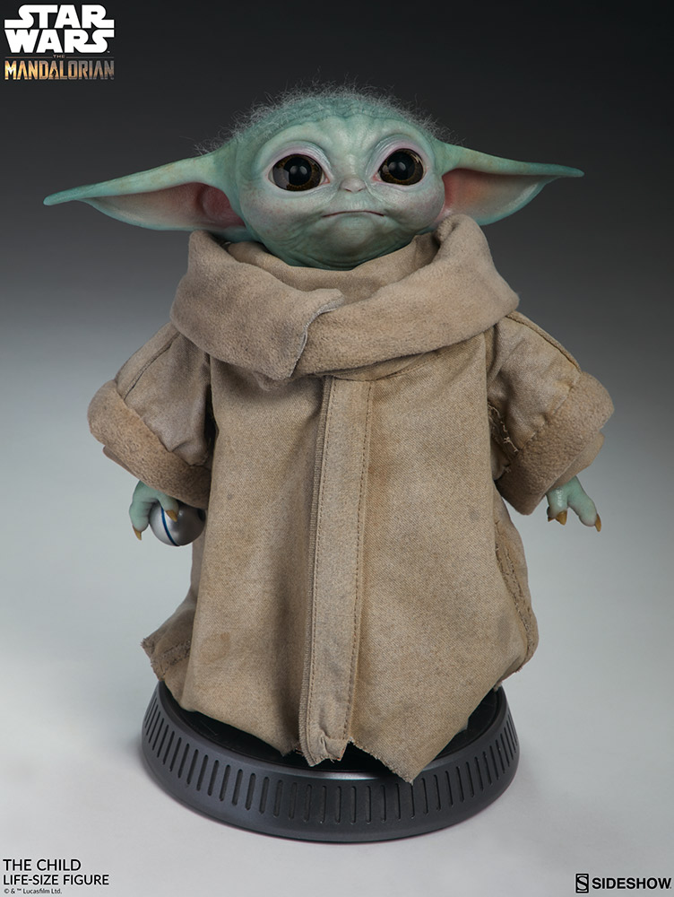 the child star wars gallery 5e3204c13757a The Mandalorian: Sideshow's Life-Sized Baby Yoda Is Almost Too Realistic