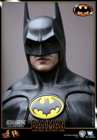 Gallery Image of Batman (1989 Version) DX Series Sixth Scale Figure