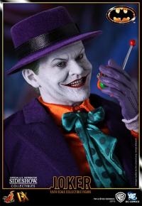 Gallery Image of The Joker (1989 Version) DX Series Sixth Scale Figure