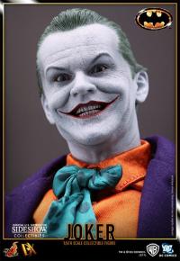 Gallery Image of The Joker (1989 Version) DX Series Sixth Scale Figure