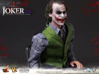 Gallery Image of The Joker 2.0 - DX Series Sixth Scale Figure