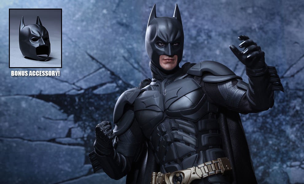 Gallery Feature Image of Batman Quarter Scale Figure - Click to open image gallery