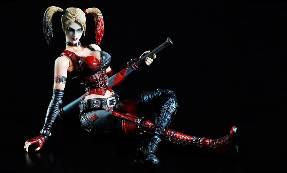 harley quinn arkham city figure