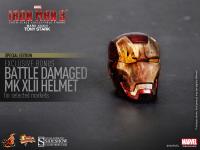 Gallery Image of Iron Man - Silver Centurion - Mark 33 Sixth Scale Figure