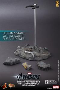 Gallery Image of Chitauri Commander and Footsoldier Sixth Scale Figure