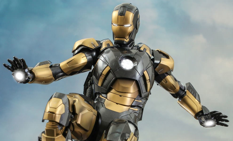 hot toys iron man python
