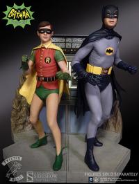 Gallery Image of Robin the Boy Wonder Maquette Diorama