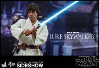Gallery Image of Luke Skywalker Sixth Scale Figure