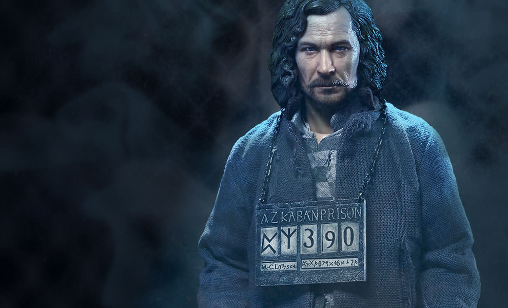 Gallery Feature Image of Sirius Black Prisoner Version Sixth Scale Figure - Click to open image gallery