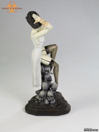 Gallery Image of Death Becomes Her Statue