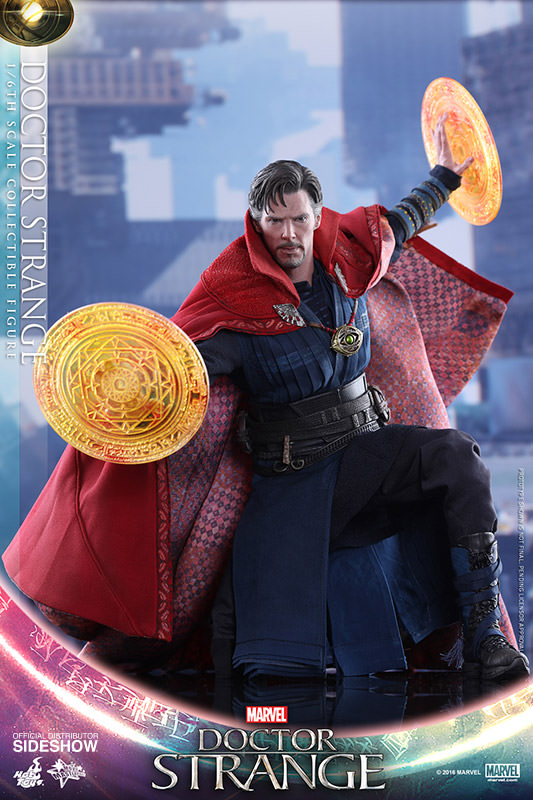 juguete de doctor strange hot toys