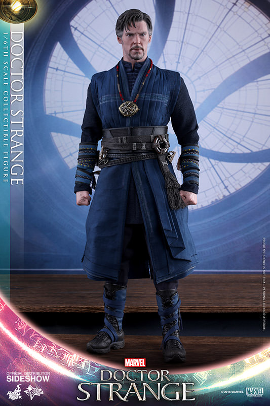 juguete de doctor strange hot toys